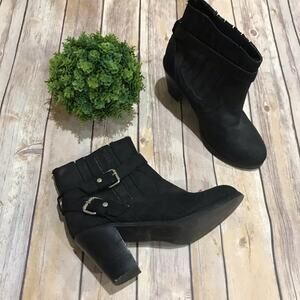 Very Volatile Black Buckle Block Heel Ankle‎ Boots Booties Women’s Size 6